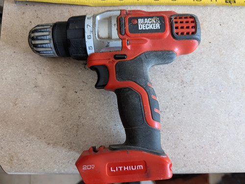 Black decker ldx220 20v - black+decker, max